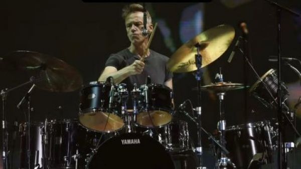 Tras 27 años: Matt Cameron deja la batería de Pearl Jam
