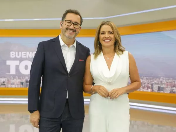 Monserrat Álvarez y Eduardo Fuentes, animadores Buenos Días a Todos