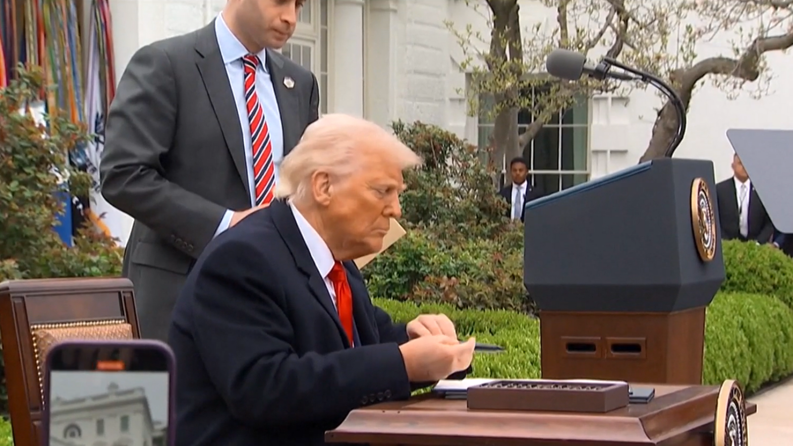 Trump anuncia 50% de arancel al cobre: ¿Cómo nos afectará la medida?

