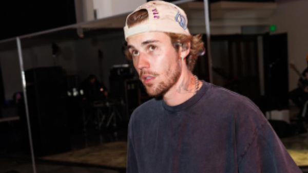 Justin Bieber regresa a la música con nuevo álbum
