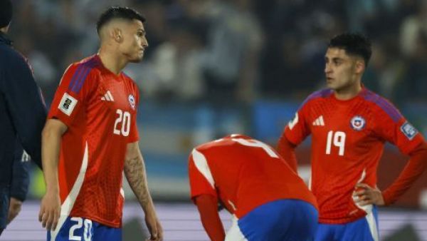 La Roja sufrió un nuevo descenso en el ranking FIFA
