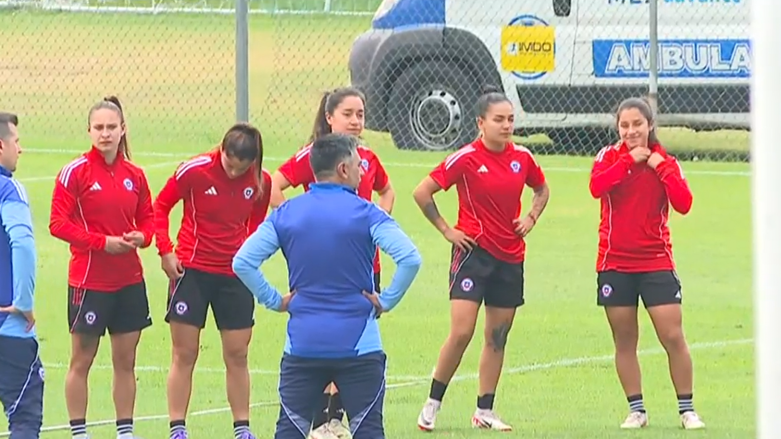 ¡La Roja ya está en Ecuador para la Copa América Femenina 2025!
