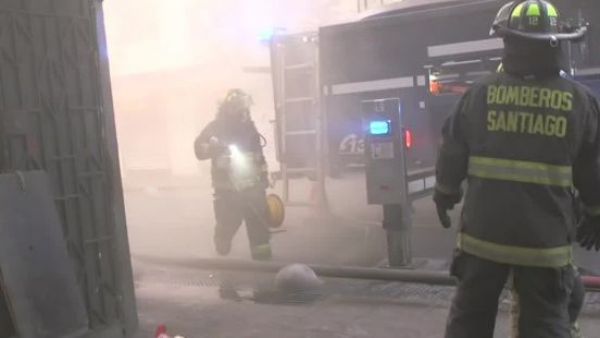 "Mi perrito...": Habla dueño de la única mascota fallecida en incendio de Santiago
