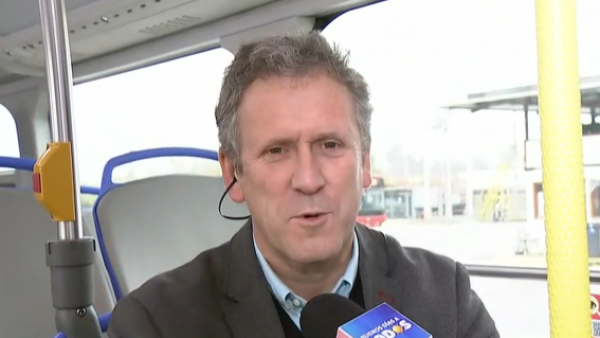 Ministro de Transporte explica el plan piloto de reconocimiento facial en buses RED

