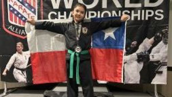 “Cumplí mi sueño”: niña chilena se corona bicampeona en mundial de artes marciales
