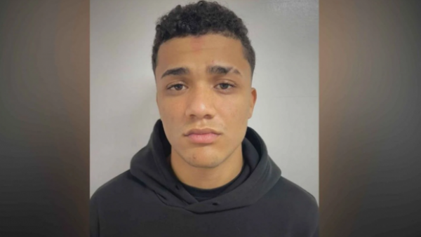 ¡Uy, sorpresa!: Descubren que peligroso asesino prófugo tiene otra identidad
