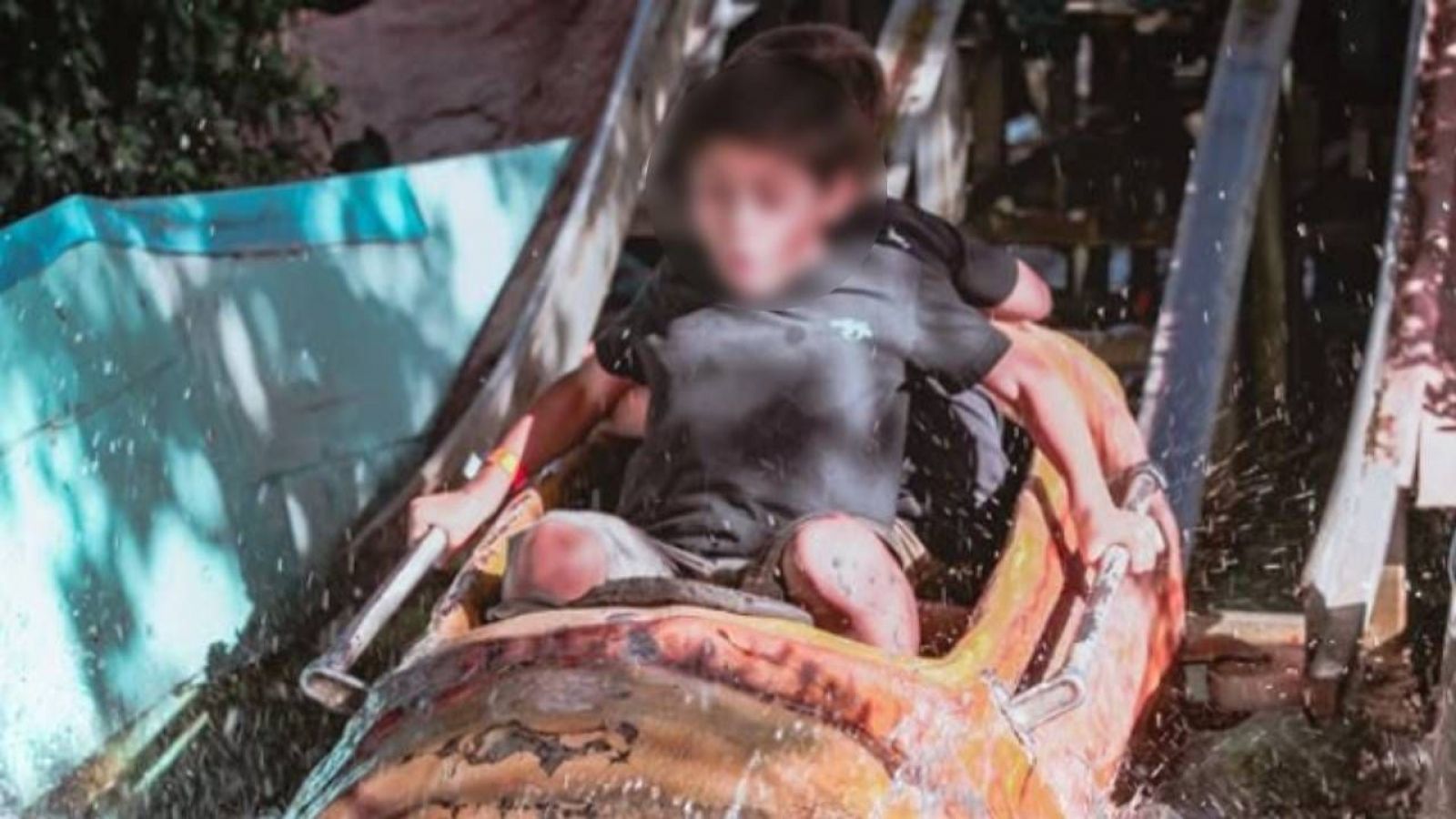 Dejó a dos niños heridos: Sernac fiscaliza a Mampato tras accidente en atracción acuática