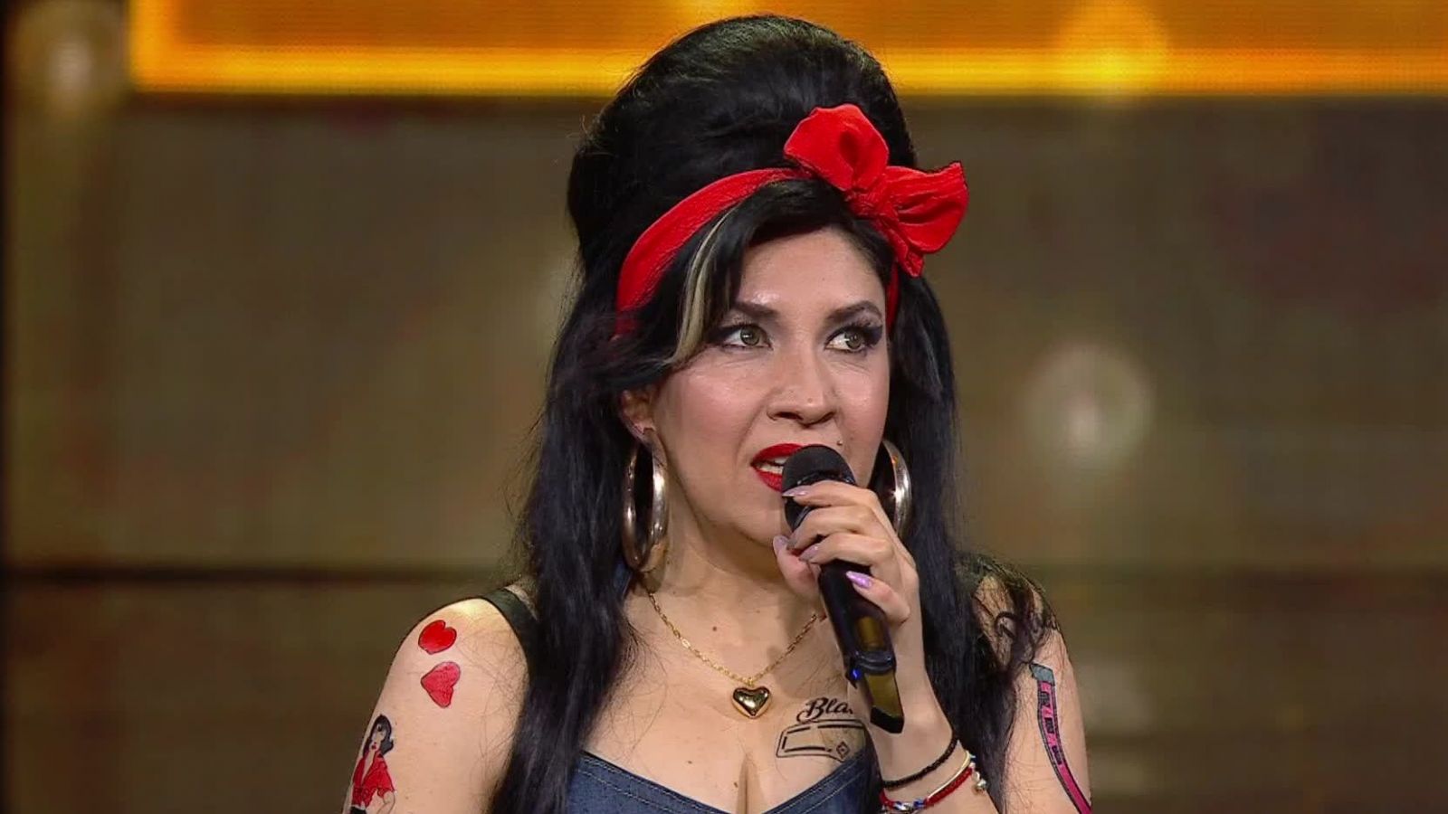 <p>Francia Valdés, doble de Amy Winehouse</p>
