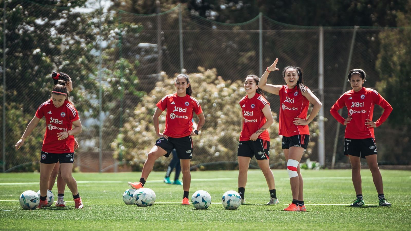 Selección Chilena disputando la Copa América Femenina