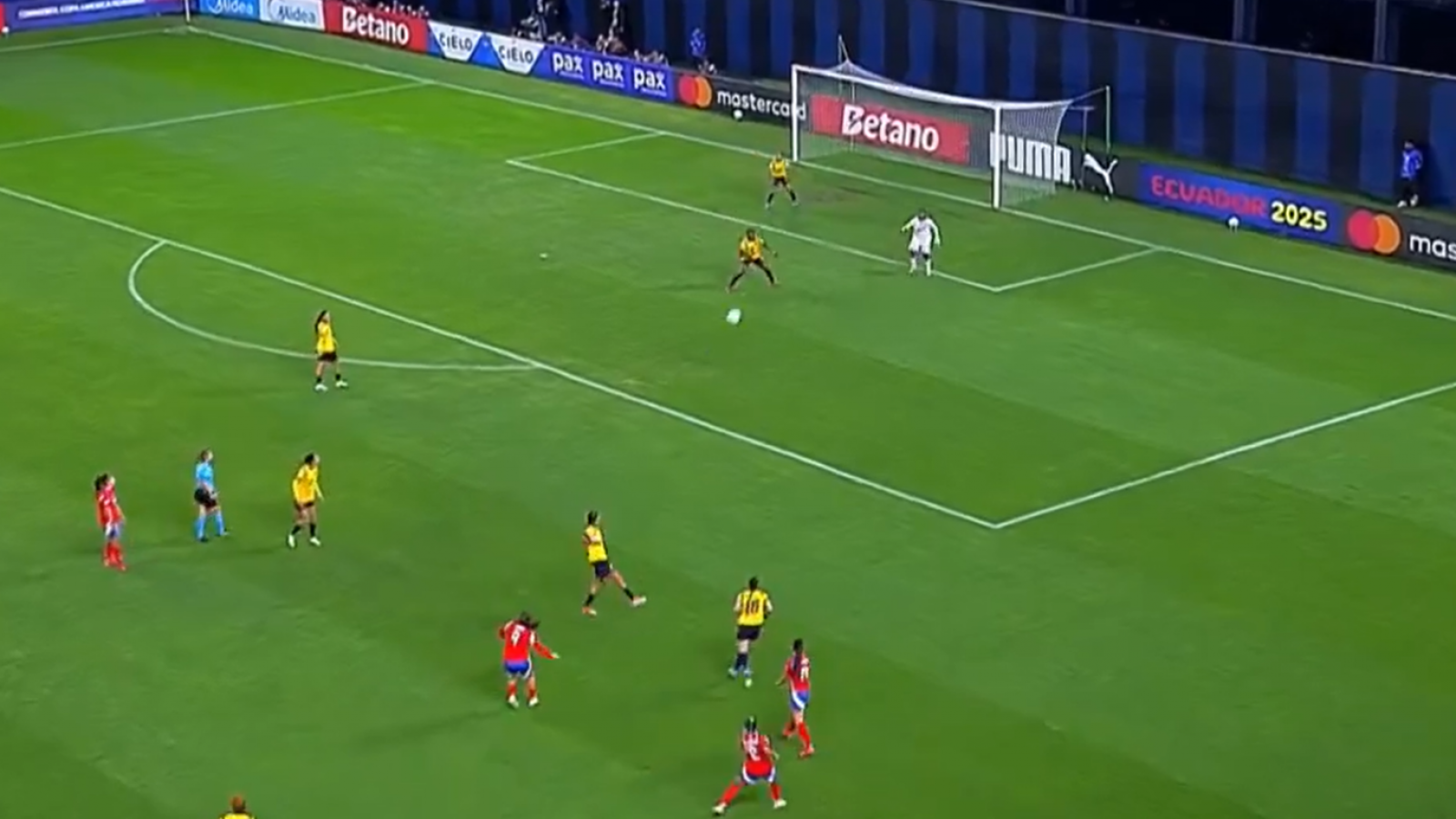 El golazo de Sonya Keefe.