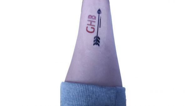 <p>Crean tatuaje temporal que detecta si has sido drogado: cambia de color en bebidas que contengan sustancias</p>Crean tatuaje temporal que detecta si has sido drogado: cambia de color en bebidas que contengan sustancias
