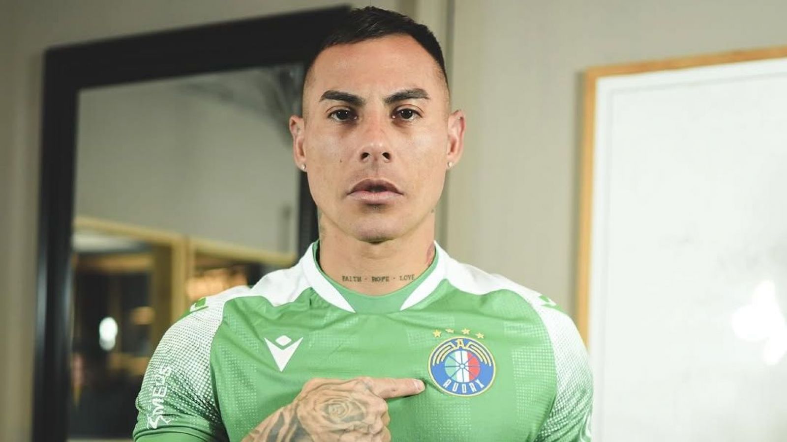 Eduardo Vargas presentado en Audax Italiano