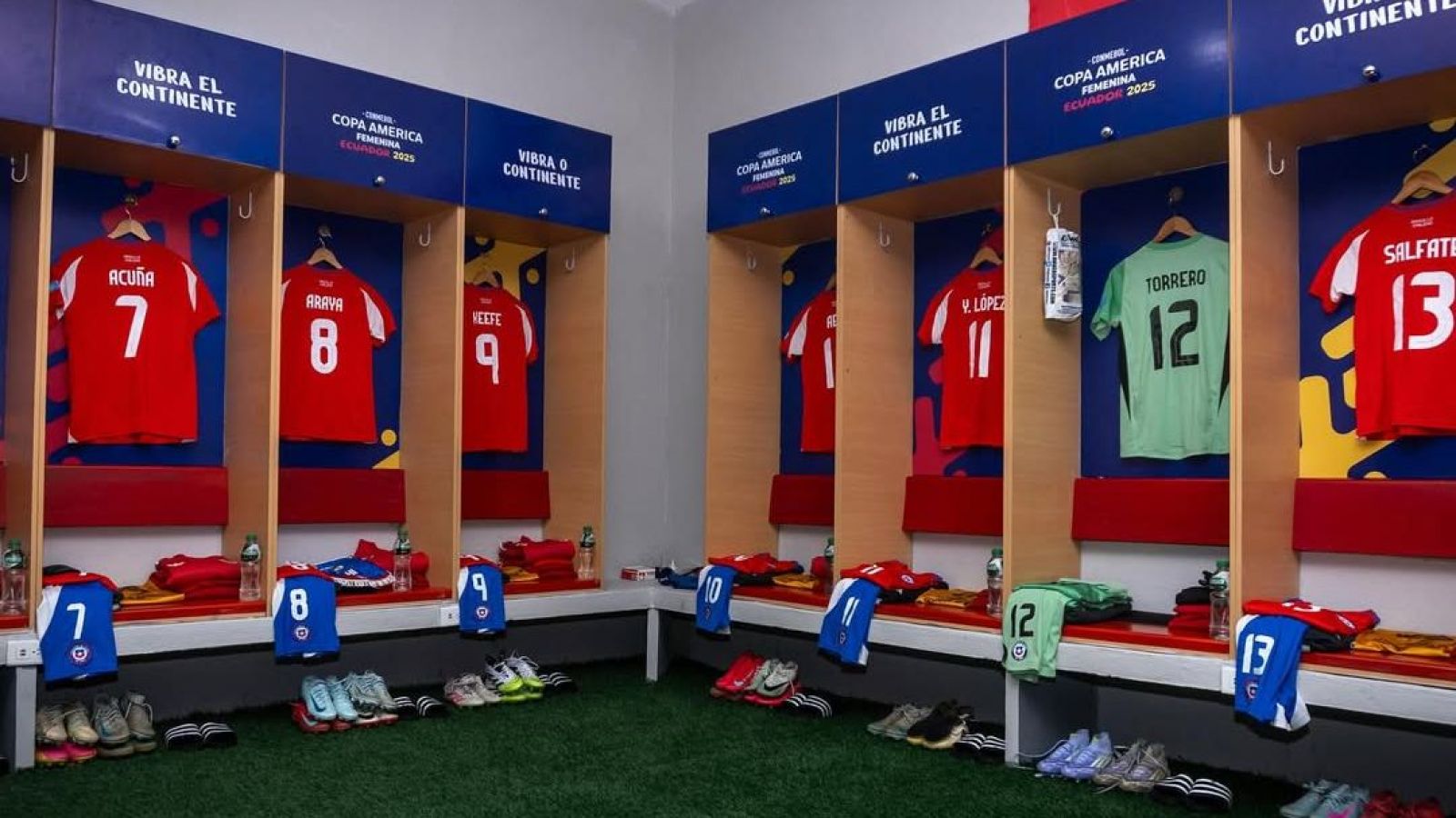 El camarín de Chile en la previa del partido ante Uruguay.
