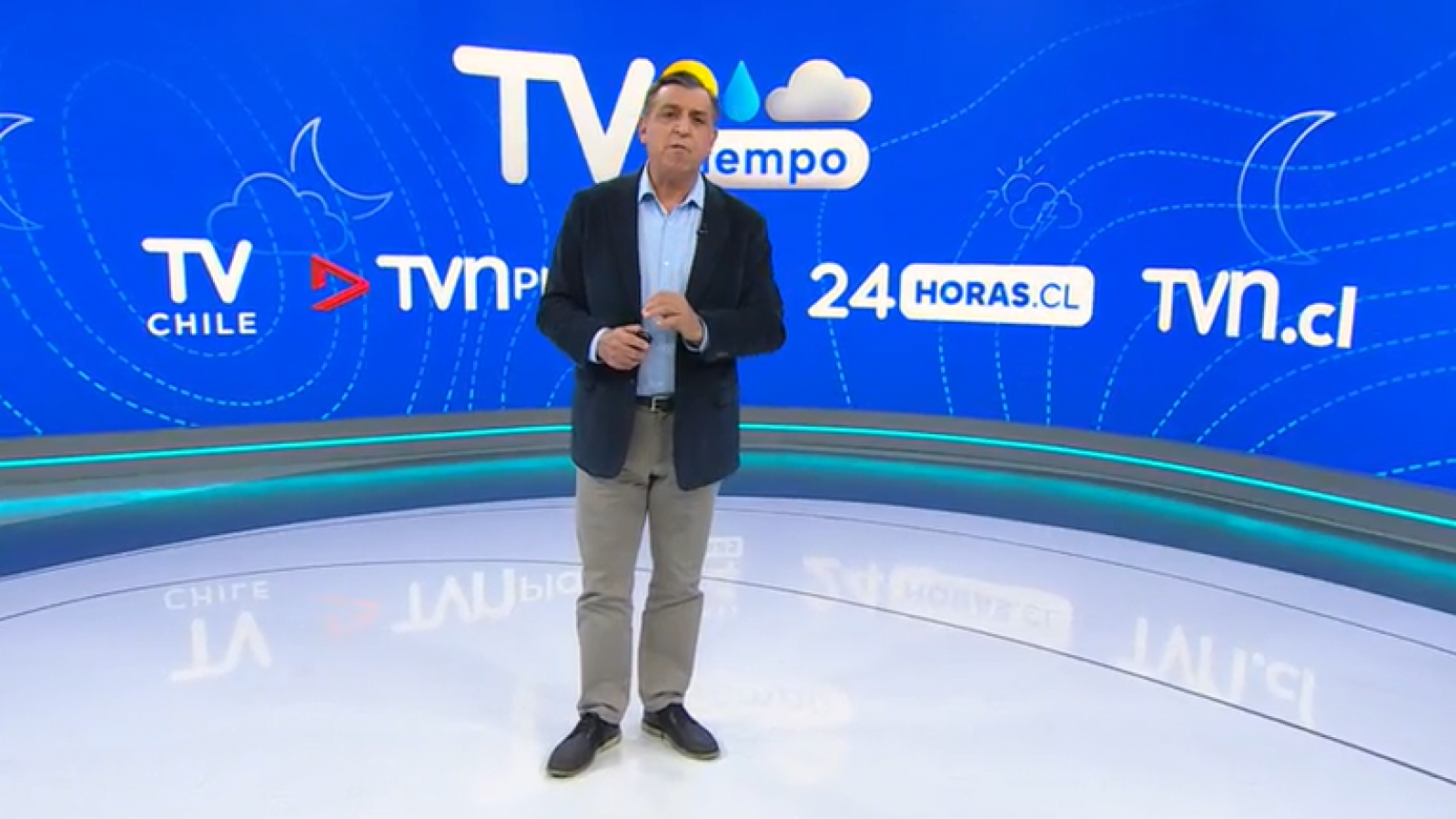 <p>Iván Torres en TV Tiempo de TVN</p>
