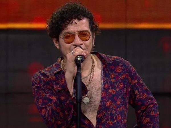 ¡Se tomó el escenario! David Coverdale llegó con toda la actitud rockera