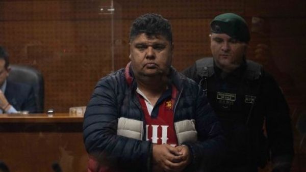 "Como si nada pasara": El descarado comportamiento de Wilson Verdugo Díaz en el funeral de "El Rey de Meiggs"
