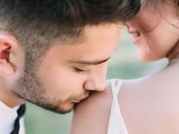 Los olores segregados por las mujeres durante la ovulación podrían hacerlas más atractivas