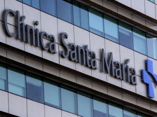 Muere trabajador en la Clínica Santa María tras caer 3 pisos mientras limpiaba vidrios