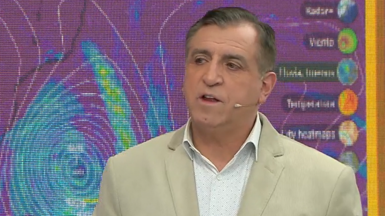 Iván Torres sorprende con cambio en su pronóstico de lluvias para la zona central
