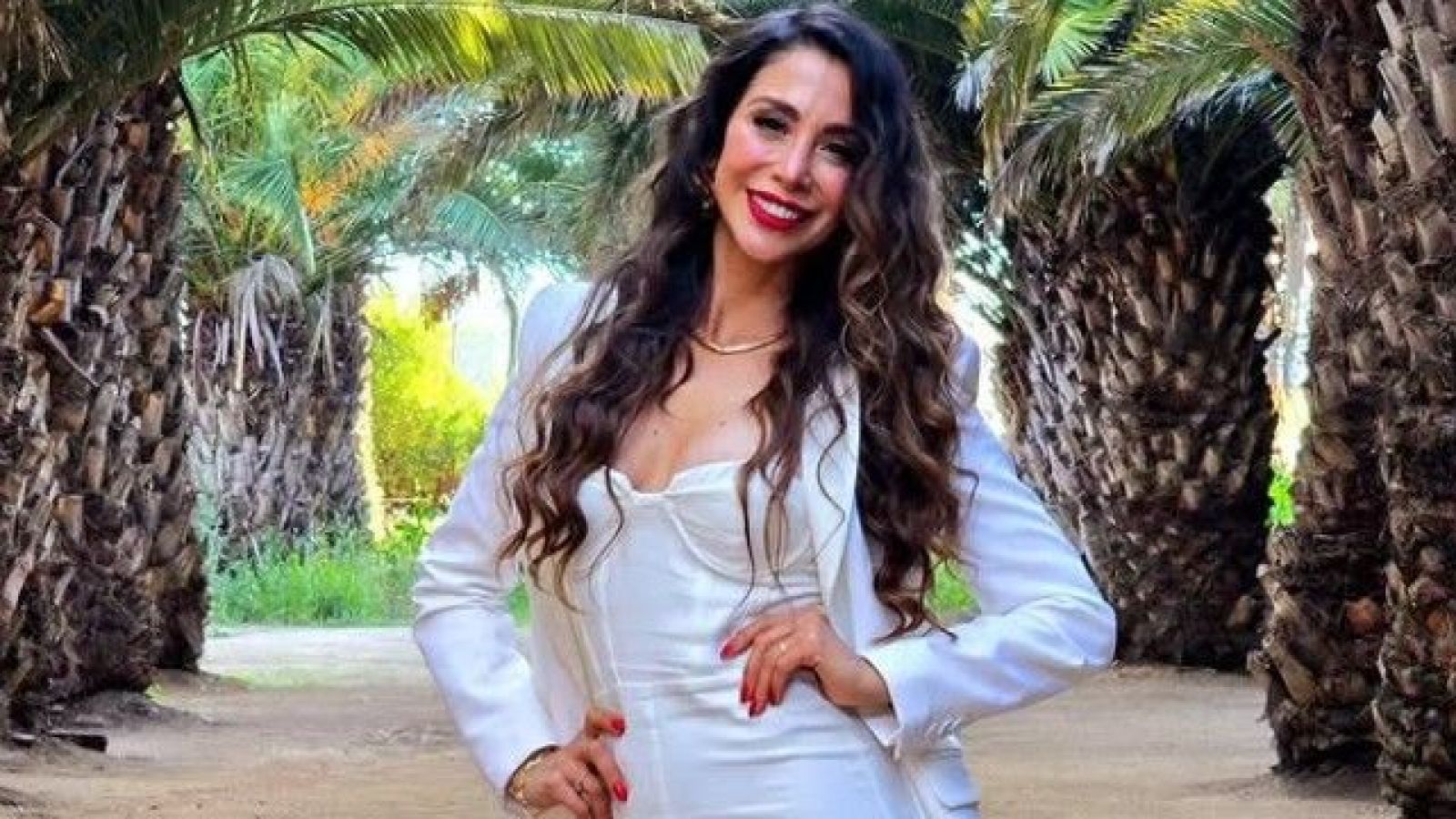 Yamna Lobos recuerda el día en que la acusaron de estar en Rojo por "bonita"
