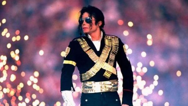 <p>Calcetín usado de Michael Jackson fue vendido en casi 7 millones de pesos</p>Calcetín usado de Michael Jackson fue vendido en casi 7 millones de pesos

