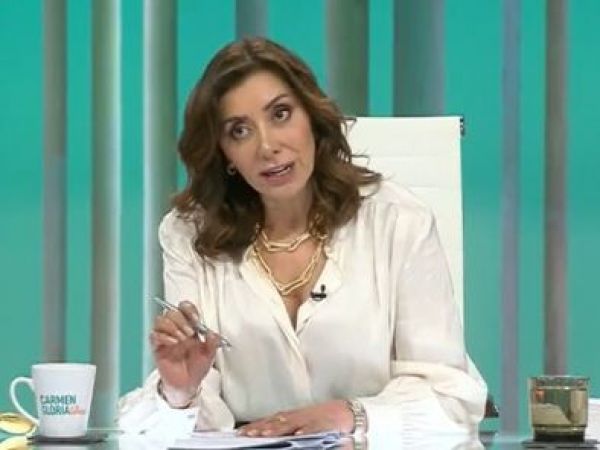 Carmen Gloria Arroyo en Carmen Gloria a tu servicio