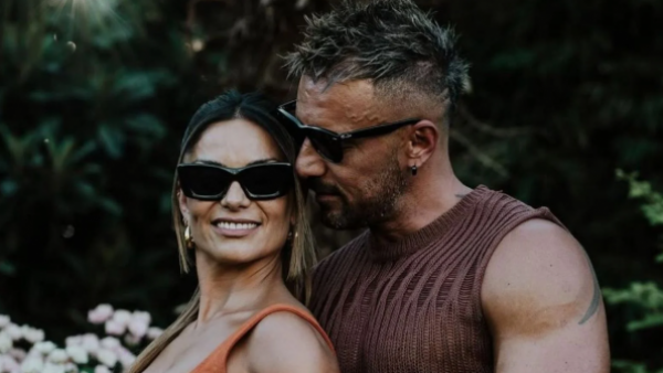 Tras escándalo de supuesta infidelidad: Fabricio Vasconcelos y Mariela Román habrían terminado su matrimonio

