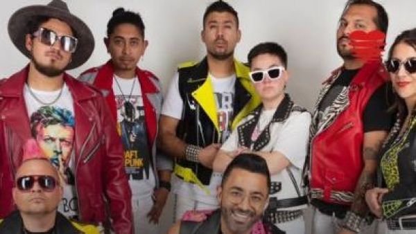 <p>Tomo Como Rey se suma a shows gratuitos de Lollapalooza Chile</p>Tomo Como Rey se suma a shows gratuitos de Lollapalooza Chile
