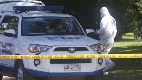 <p>Investigan hallazgo de cráneo de una mujer en Limache</p>Investigan hallazgo de cráneo de una mujer en Limache
