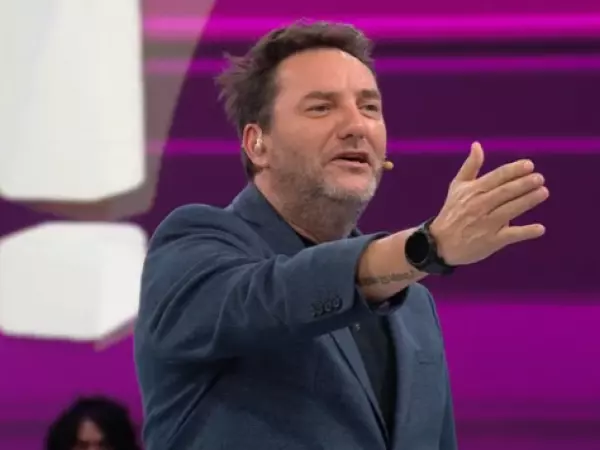 Daniel Fuenzalida en Ahora Caigo