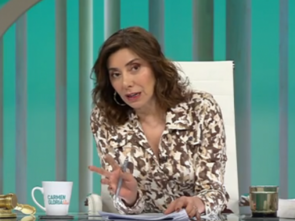 Carmen Gloria Arroyo en Carmen Gloria a tu servicio