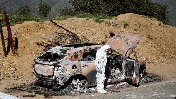 Totalmente destruido: confirman hallazgo de auto perteneciente a dueño de casa asesinado en Curacaví
