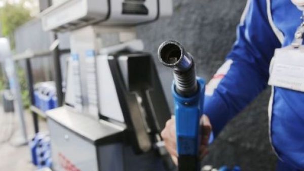 <p>La medida representa un alivio tras las alzas registradas en semanas anteriores.</p>Un alivio para el bolsillo: precio de la parafina bajará $23 este jueves

