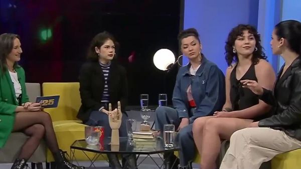 En Hora 25: El film musical "La Ola" que retrata las tomas feministas del 2018
