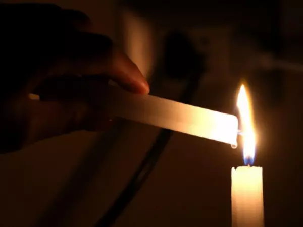 135 mil clientes están sin luz tras paso de sistema frontal