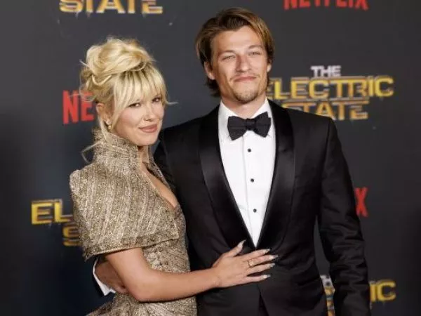 Millie Bobby Brown anuncia que adoptó a una niña junto a su esposo Jake Bongiovi