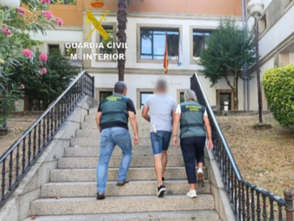 Ofrecía sexo como tratamiento de sanación: Santero es detenido por prácticas sexuales en España