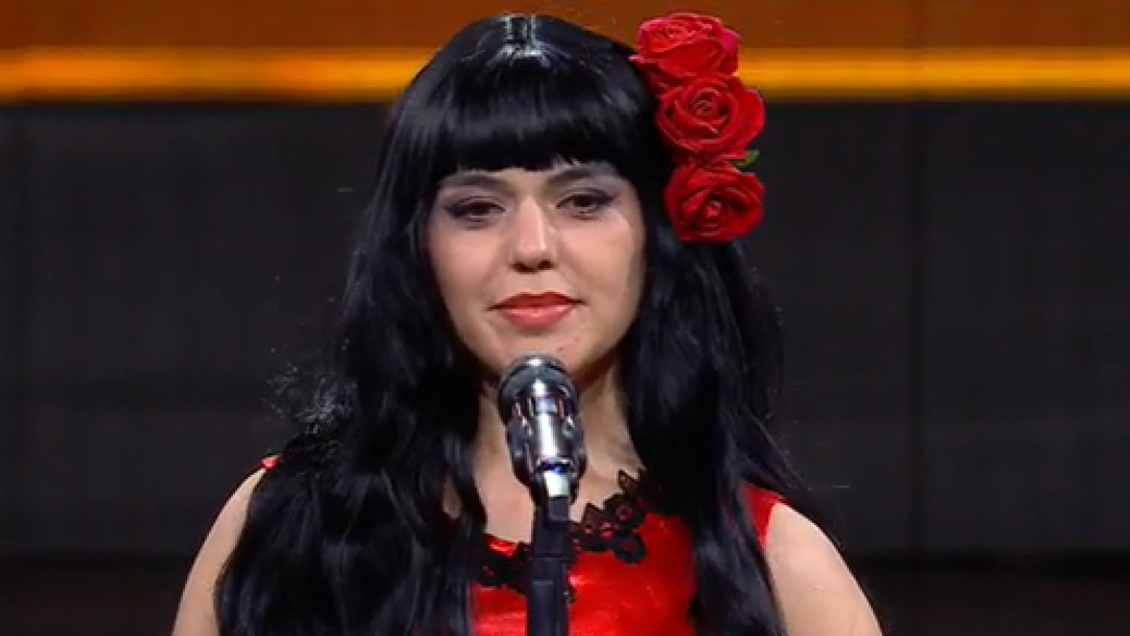 <p>¿Podrá conquistar al jurado? Javiera trae toda la pasión de Mon Laferte</p>
