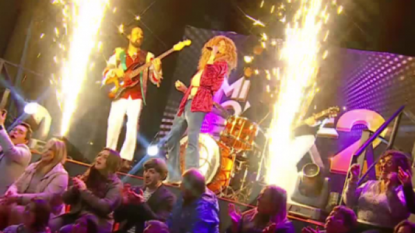 Raphael, Led Zeppelin y Bowie: ¡Espectacular obertura abrió la Competencia en Mi Nombre Es!
