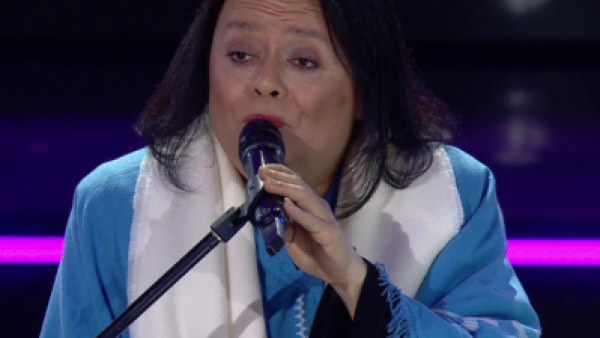 Mario vuelve a emocionar como Mercedes Sosa en Mi Nombre Es
