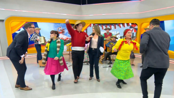 ¡Damos comienzo oficial a las Fiestas Patrias con "Los Chacareros de Paine"!

