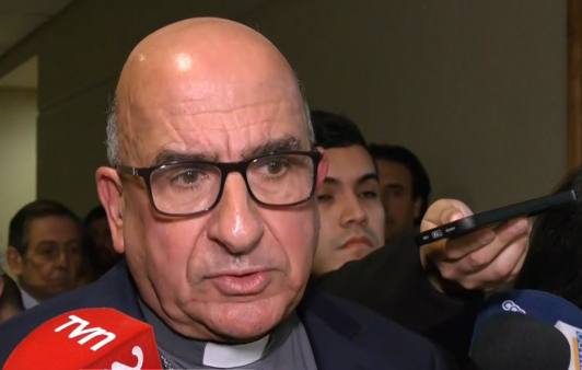 "Consideramos que es violento": Fernando Chomalí reacciona por proyecto de eutanasia
