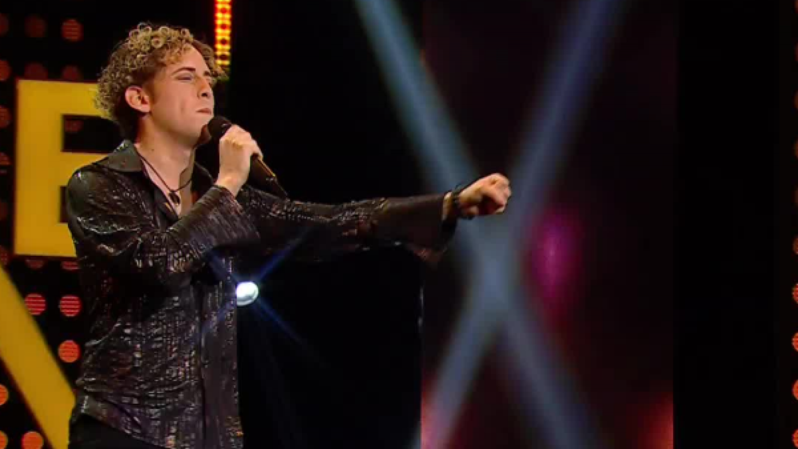 "¡Bulería, bulería!": Energía y fuerza al estilo de David Bisbal
