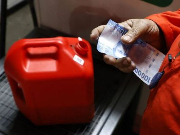 Enap anuncia leve alza en el precio de la parafina