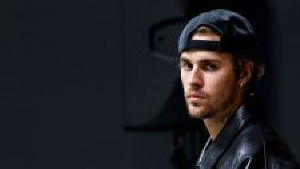 <p>Justin Bieber lanza Swag II, segunda parte de su último álbum</p>Justin Bieber lanza Swag II, segunda parte de su último álbum
