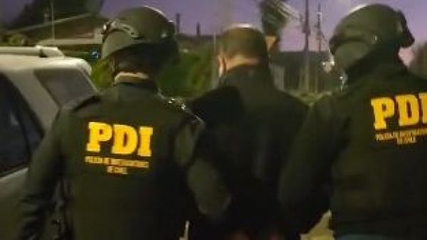 <p>Se entregó el cuarto imputado por torturas a funcionario de hospital de Osorno</p>Se entregó el cuarto imputado por torturas a funcionario de hospital de Osorno
