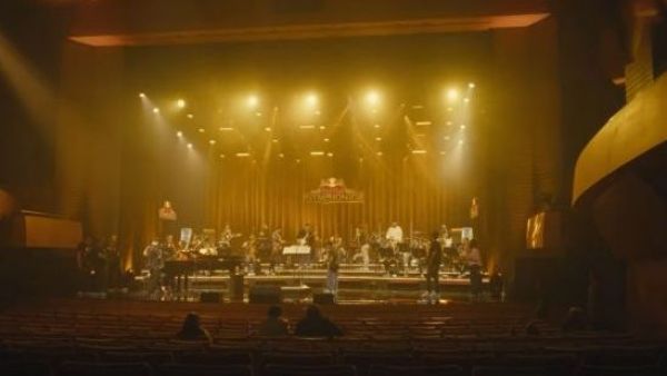 EN VIVO: disfruta del Red Bull Symphonic encabezado por el artista Pablo Chill-E
