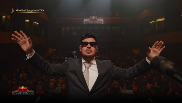Transmitió TVN: así se vivió el primer Red Bull Symphonic televisado junto al cantante Pablo Chill-E

