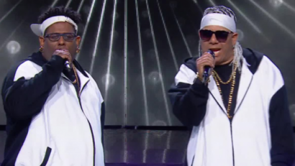 ¡Todo el ritmo de Sandy & Papo en Mi Nombre Es!
