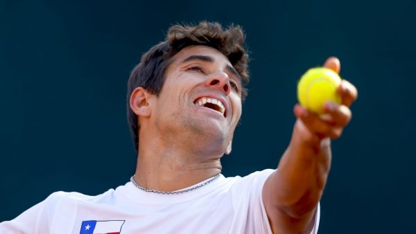 Cristian Garin se queda con el primer set contra Aaron Gil García en la Copa Davis
